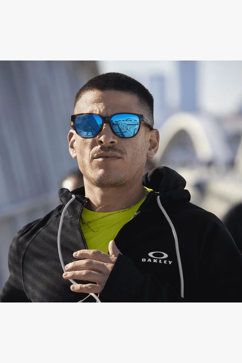 Oakley Actuator Sportbrille