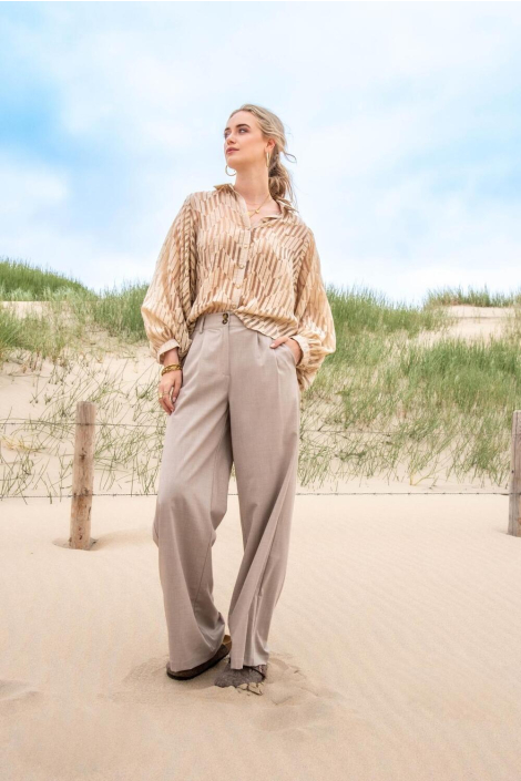I-coni-K beige dames blouse