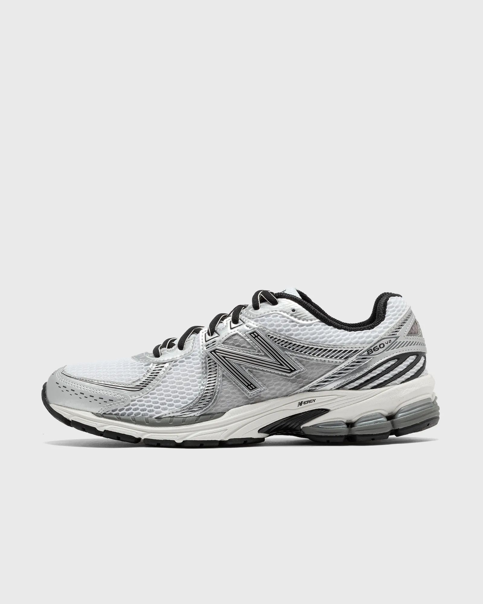 New Balance 860