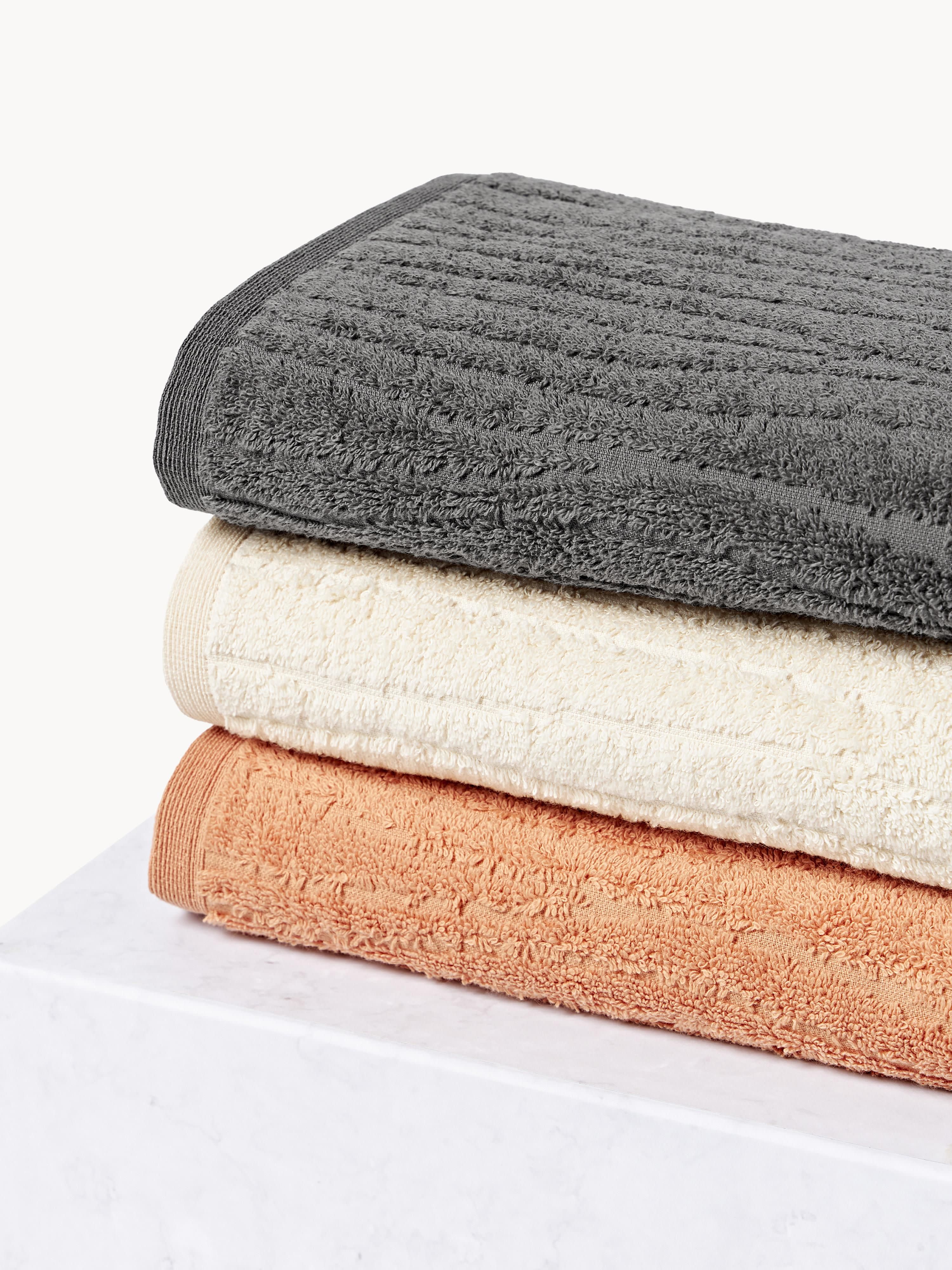 Katoenen handdoek Audrina in verschillende formaten
