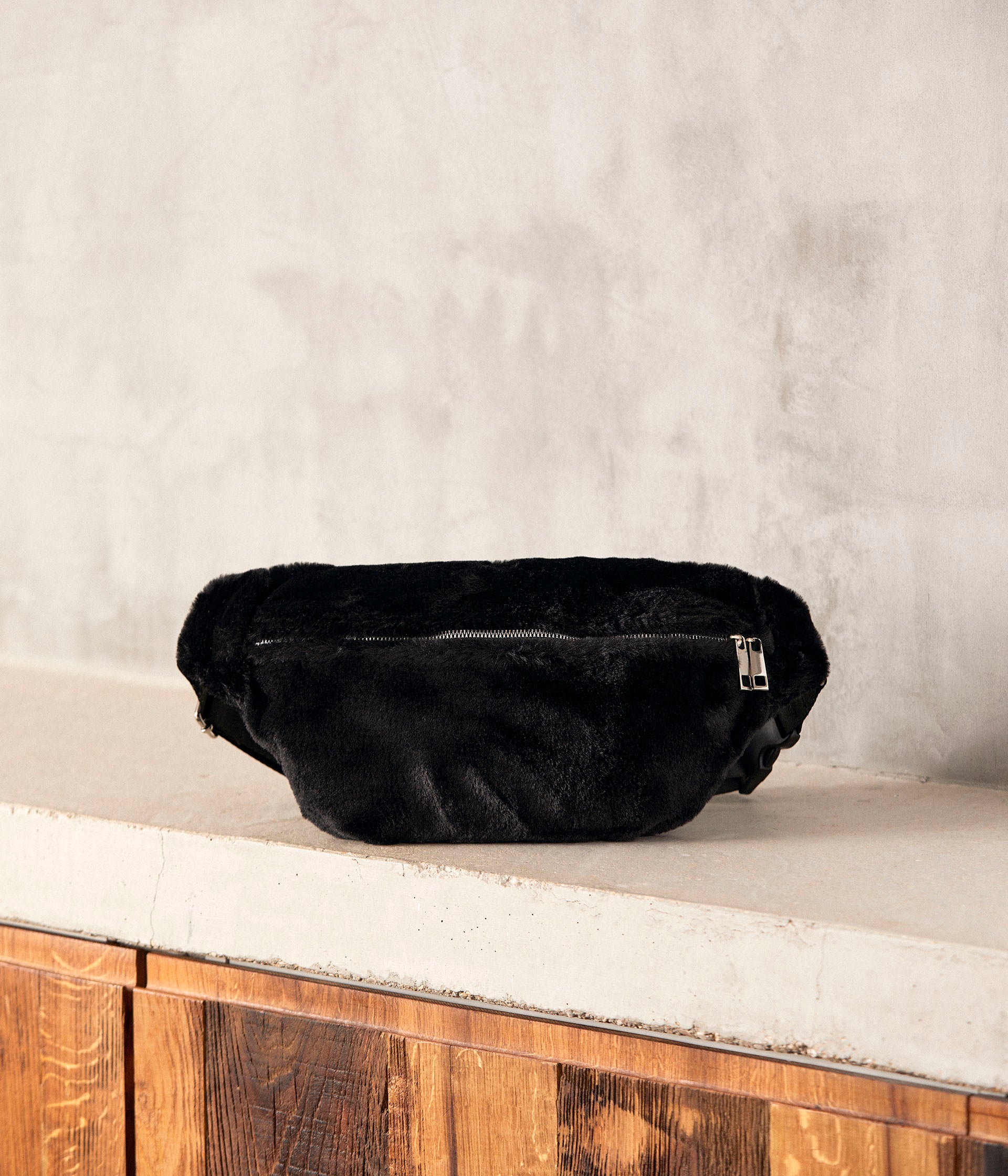 Sac banane noir Adora