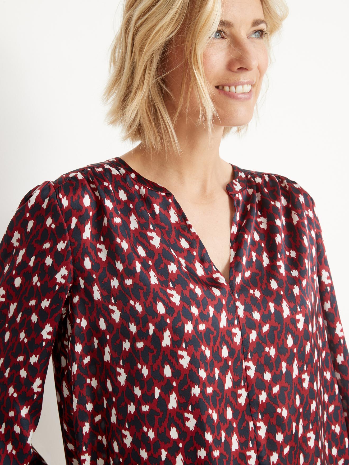 Blouse ample satinée