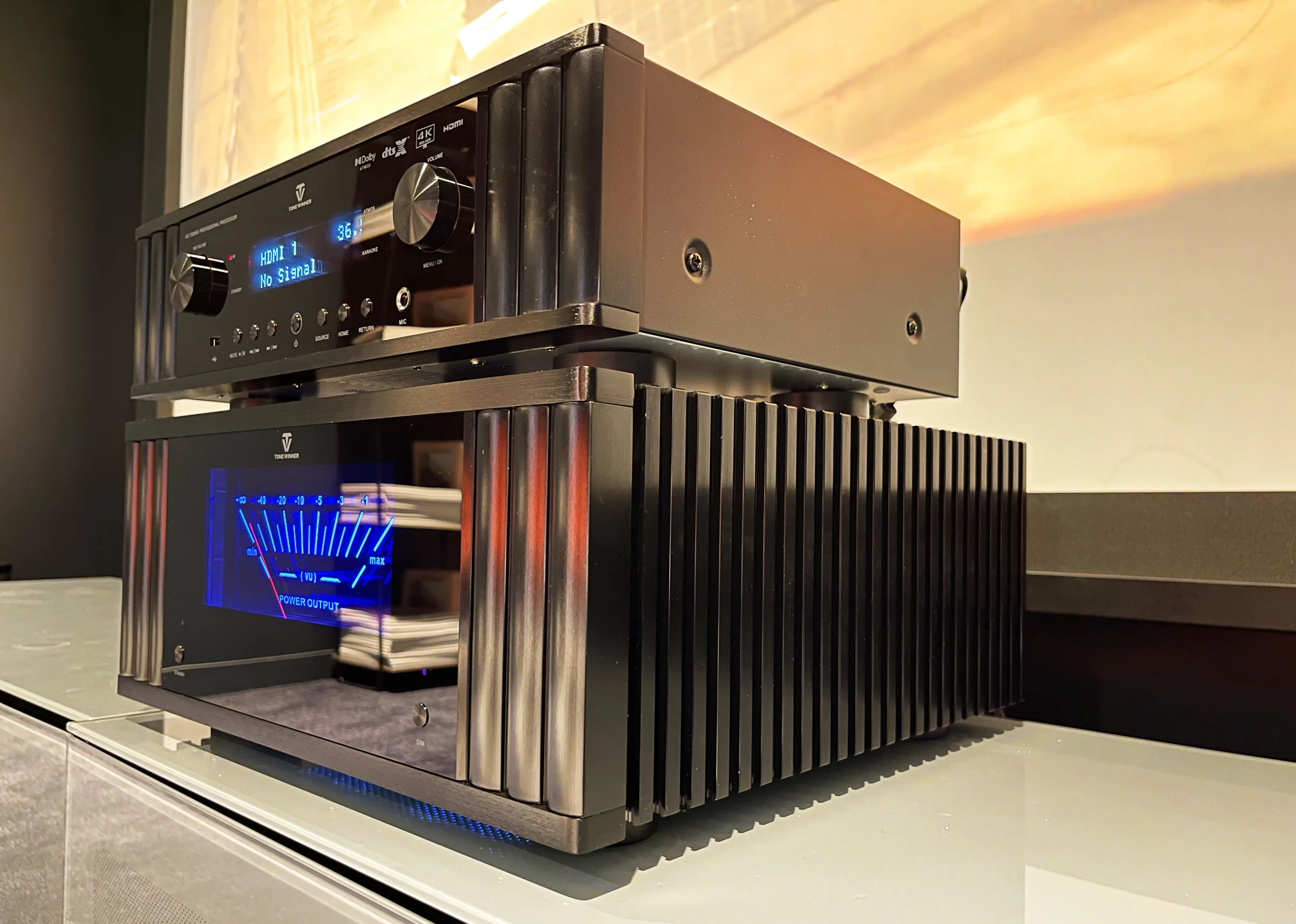 Tonewinner AD 7300 PA  Amplis de puissance