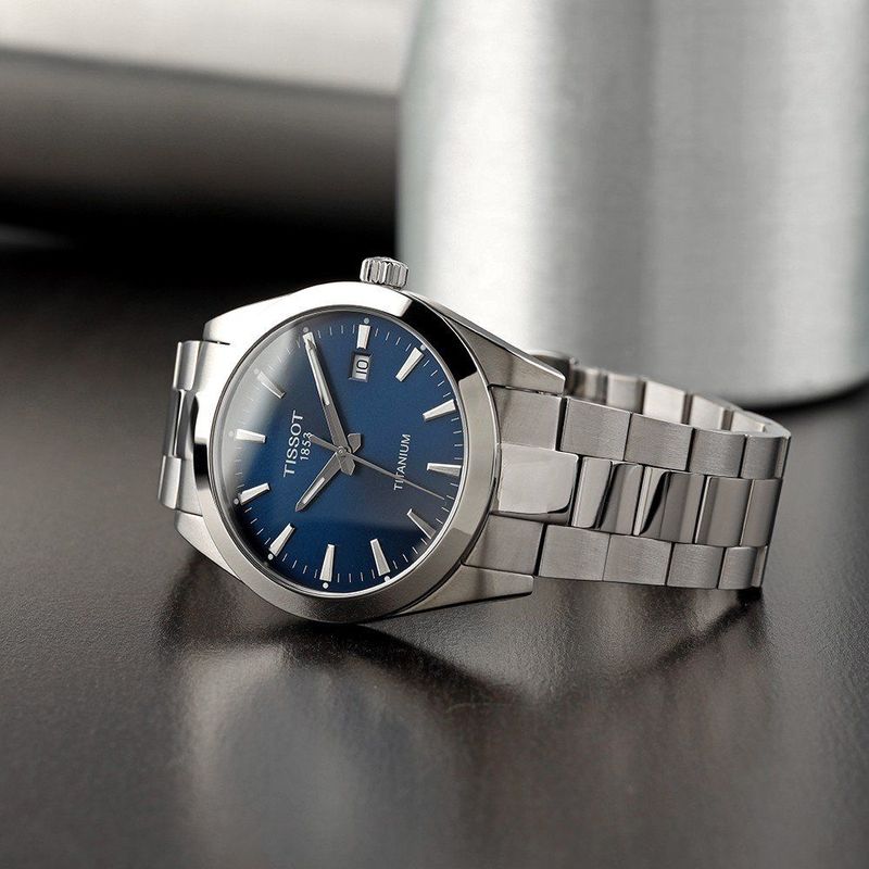 Tissot - T-Classic - Horloge - Titanium - 40 mm - Saffierglas - 10ATM