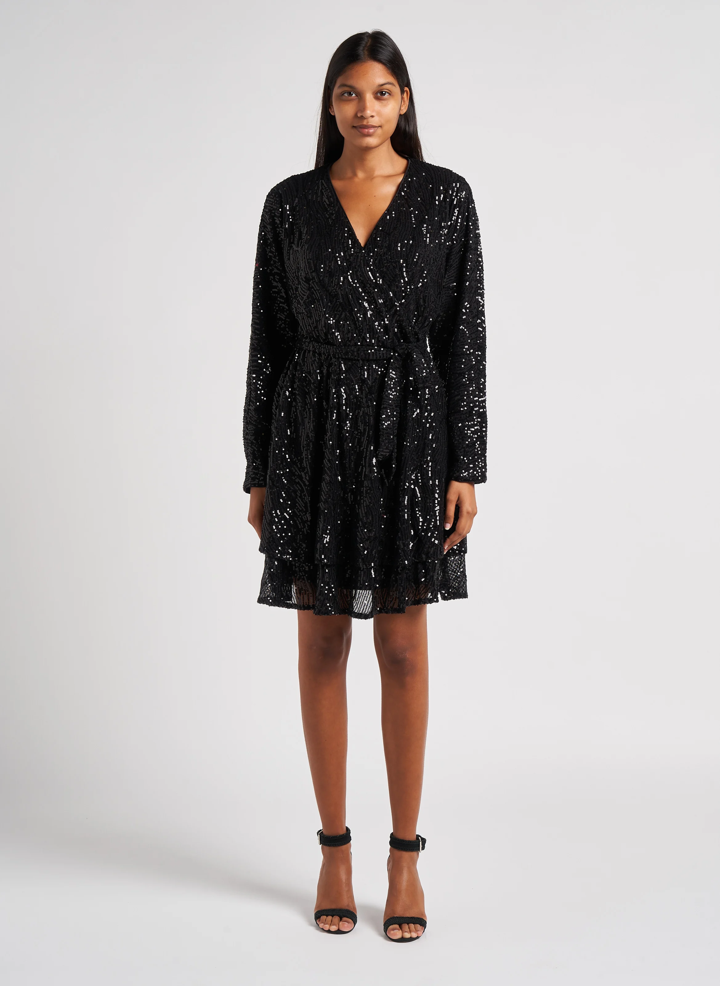 SELIA - Robe courte col V à sequins | Noir