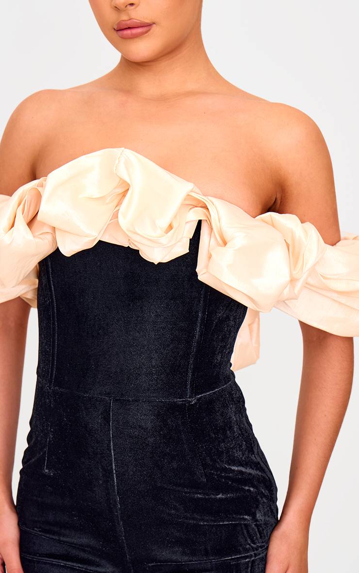 Noir Combi-short En Velours À Épaules Dénudées Et Manches Bouffantes Contrastées