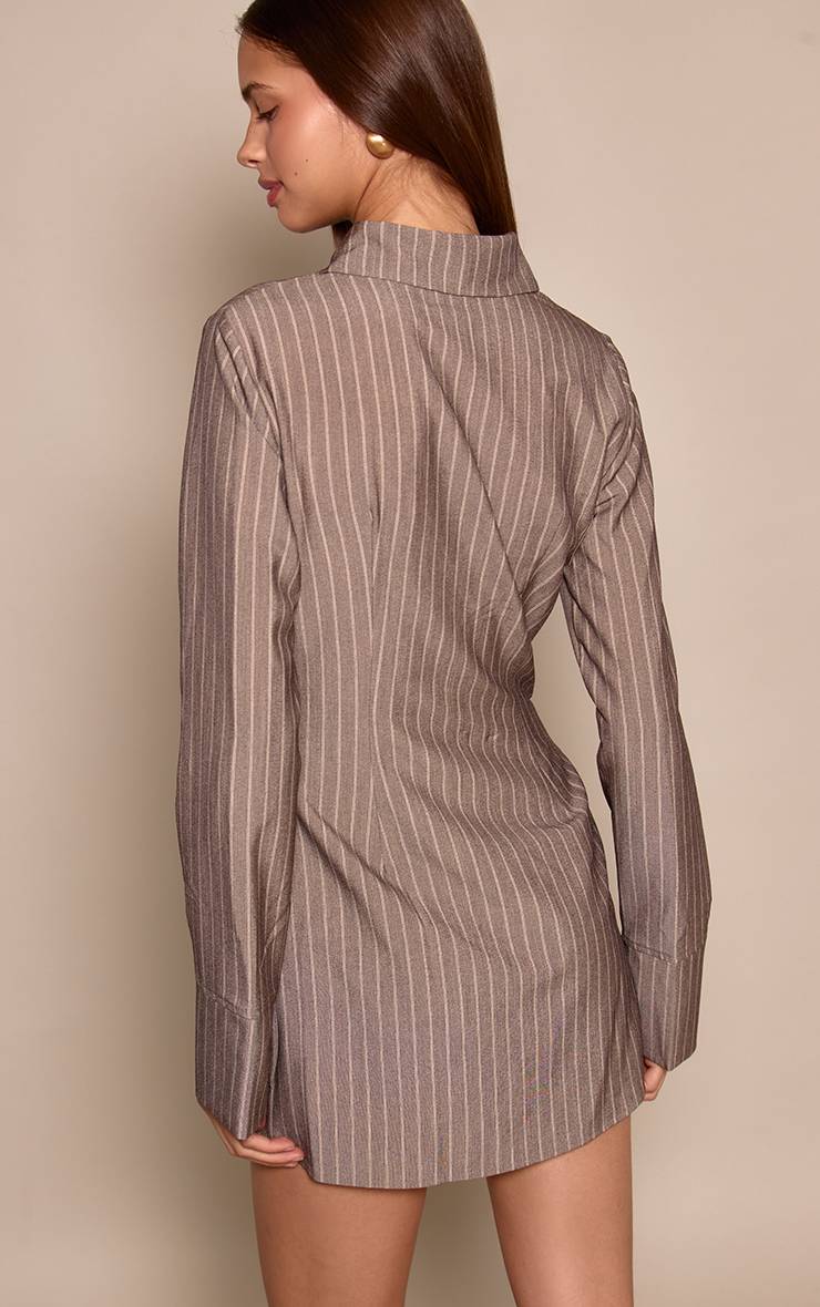 Taupe Robe Moulante À Rayures Tennis Manches Longues