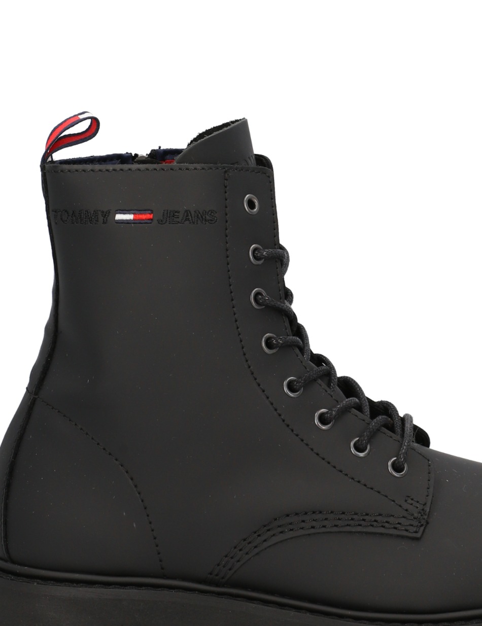 LEATHER LACE UP BOOT