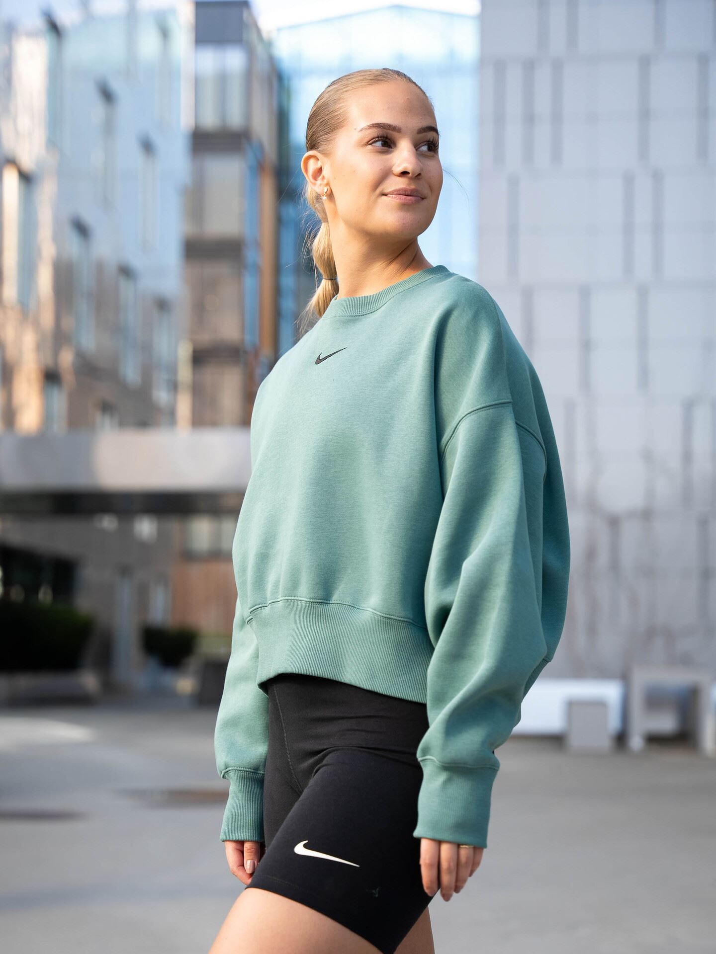 Pheonix Fleece Over-Oversized Crew