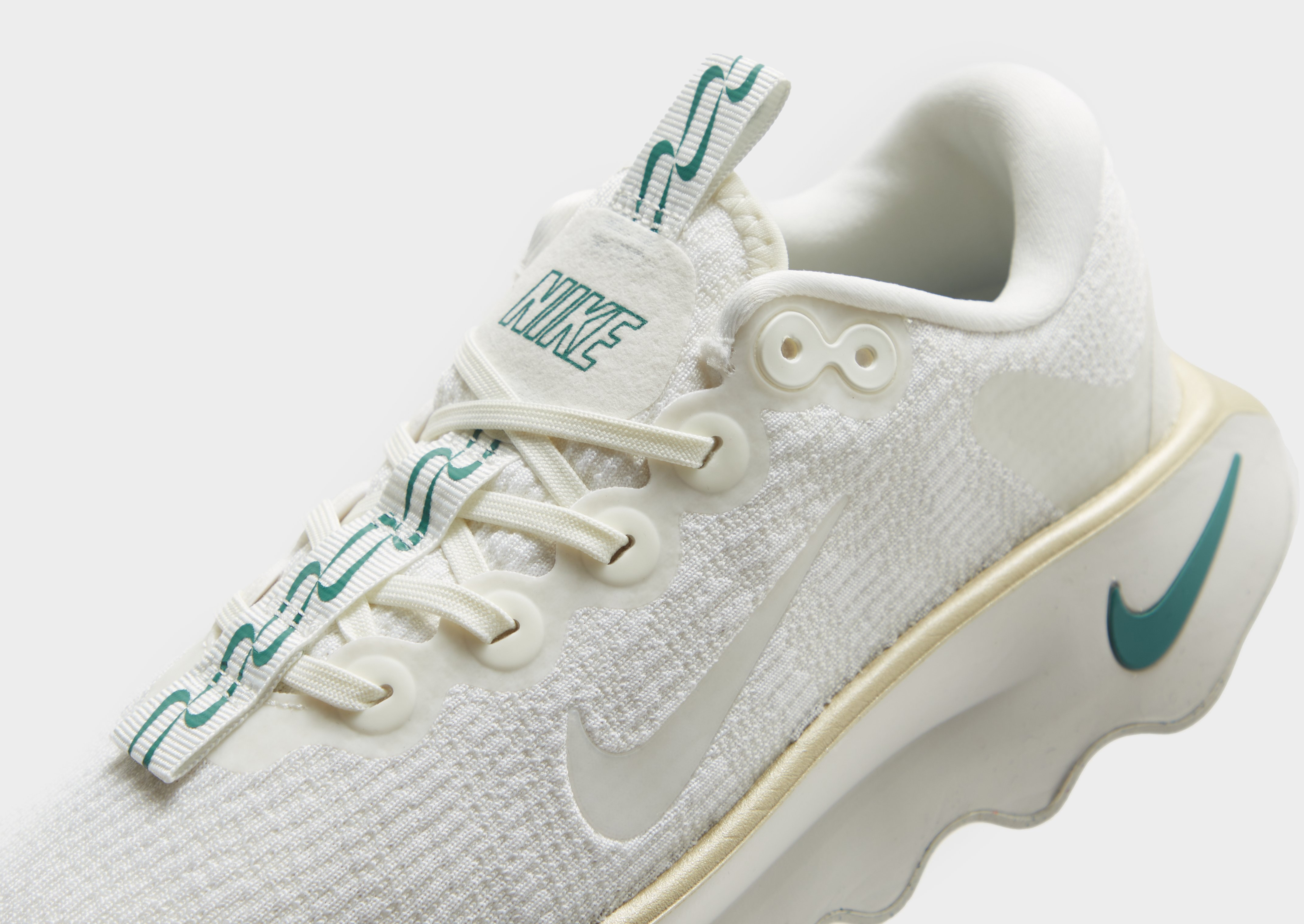 Nike Motiva Women's