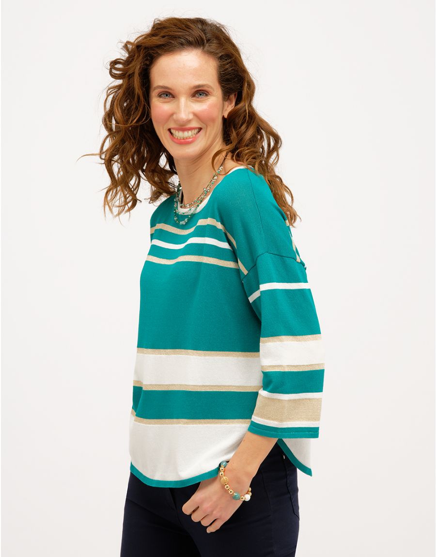 Pull léger vert rayé