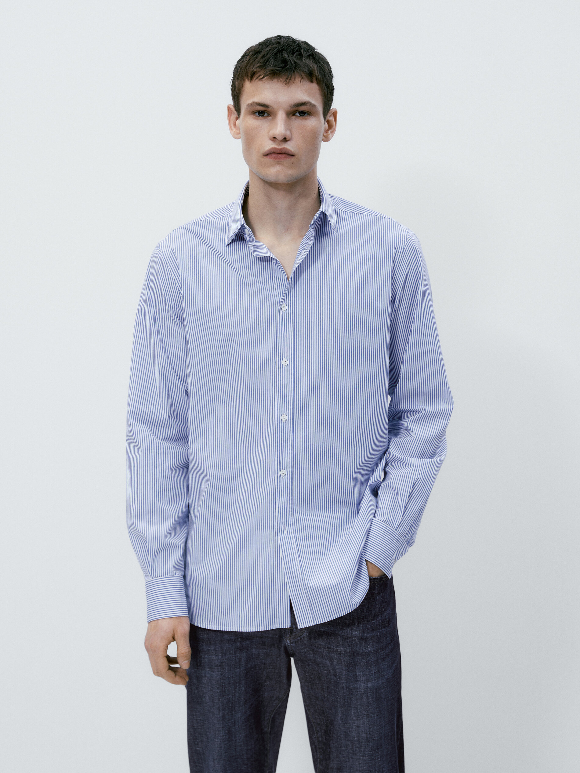 Camisa de algodão popeline listrada de corte justo - CELESTE