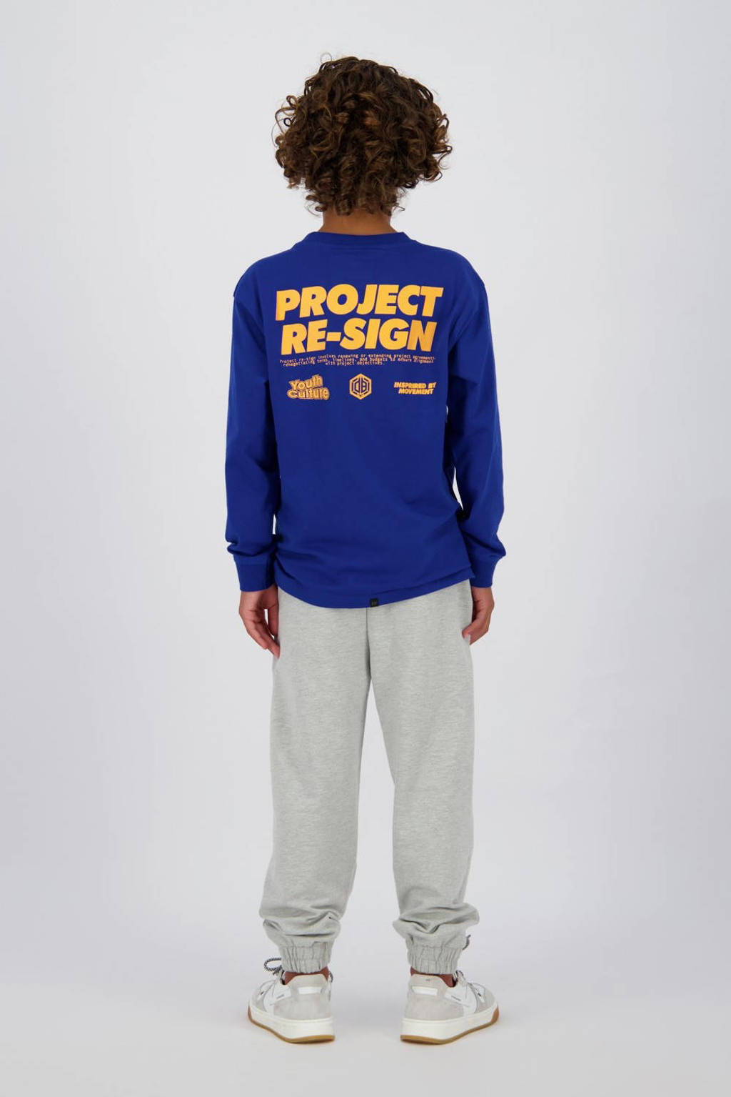 Vingino longsleeve Jetrod met backprint hardblauw