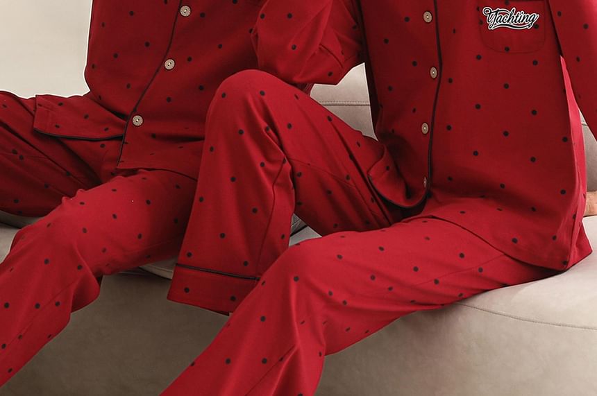 Jeony - Bijpassende pyjamaset voor koppels: shirt met lange mouwen en stippenprint + rechte broek met elastische taille (verschillende ontwerpen)