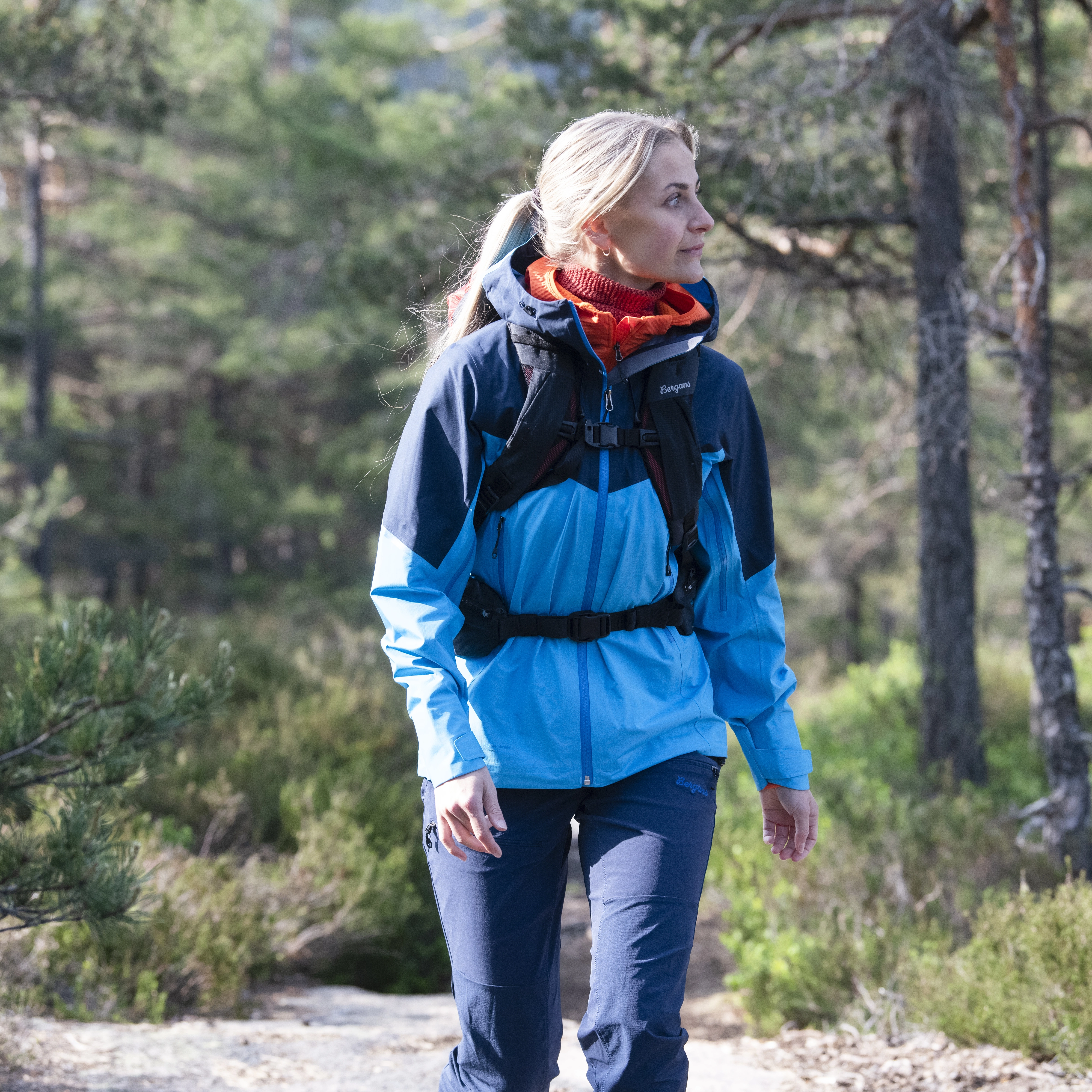 Rabot Light 3L Shell Jacket Women Aqua Lagoon / Navy Blue