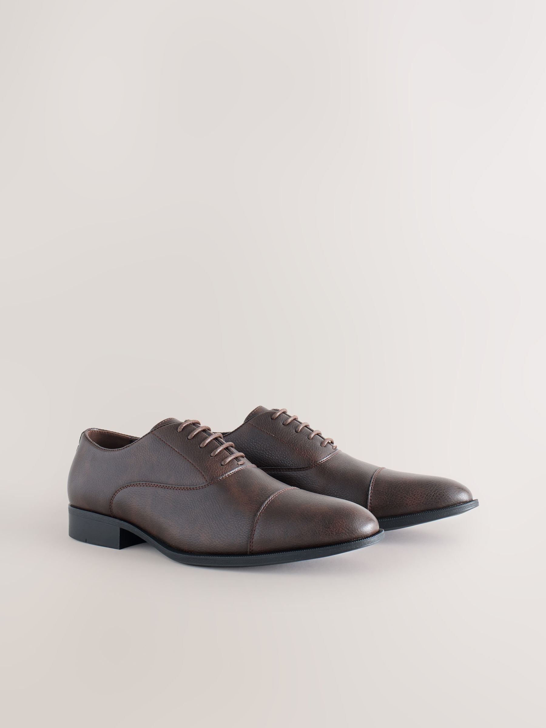 Bruin - Oxford-schoenen met neusstuk