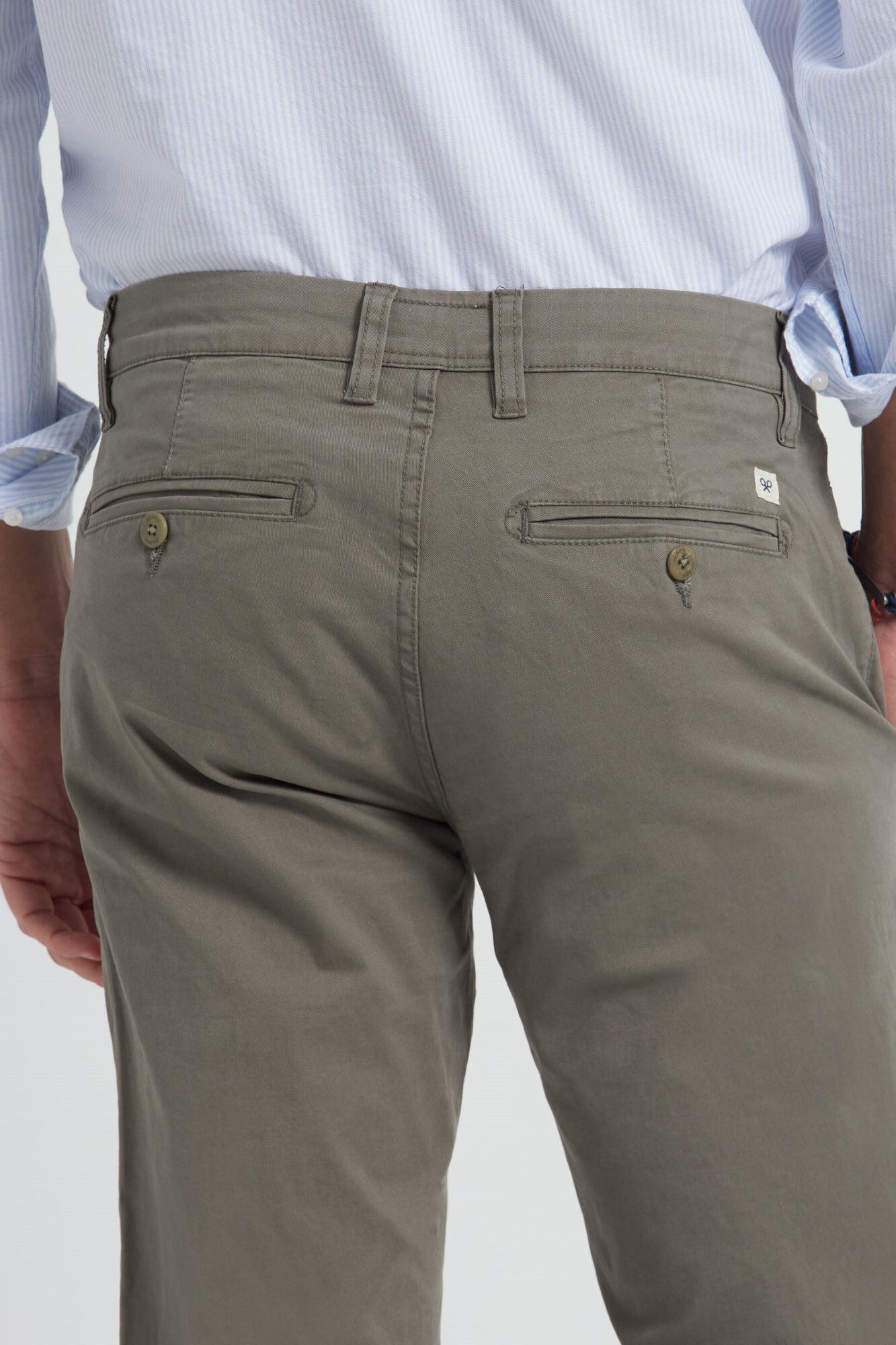 Calça esportiva chino cáqui claro - Cáqui