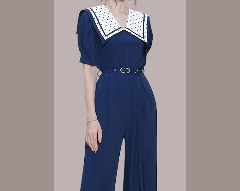 Aurora - Jumpsuit met korte mouwen en poppenkraag