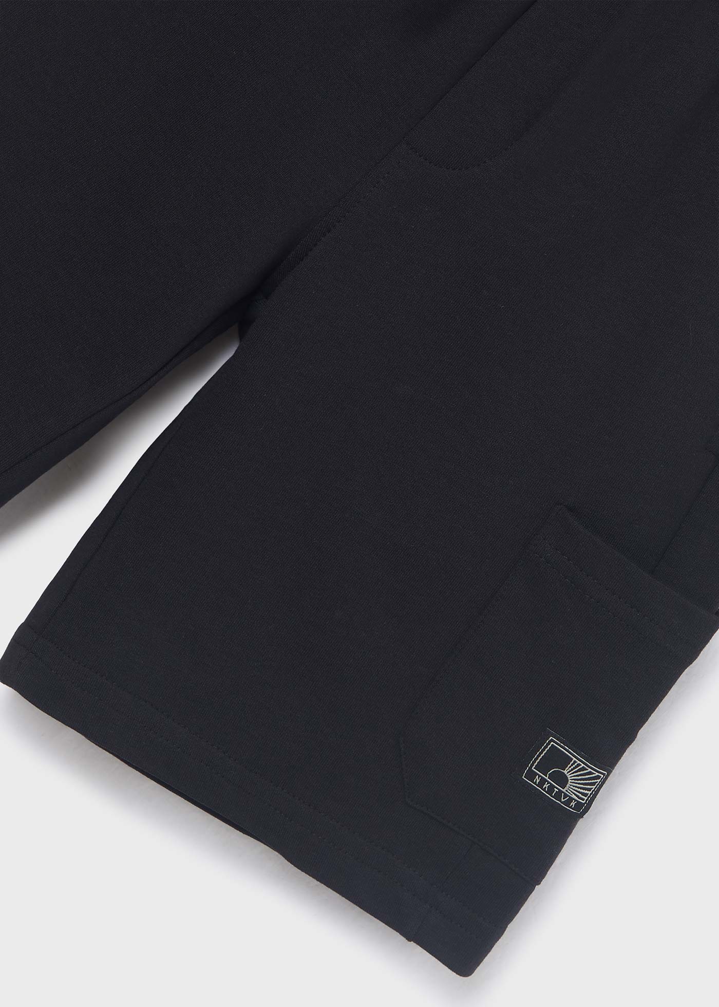 Conjunto de duas peças em algodão sustentável para meninos