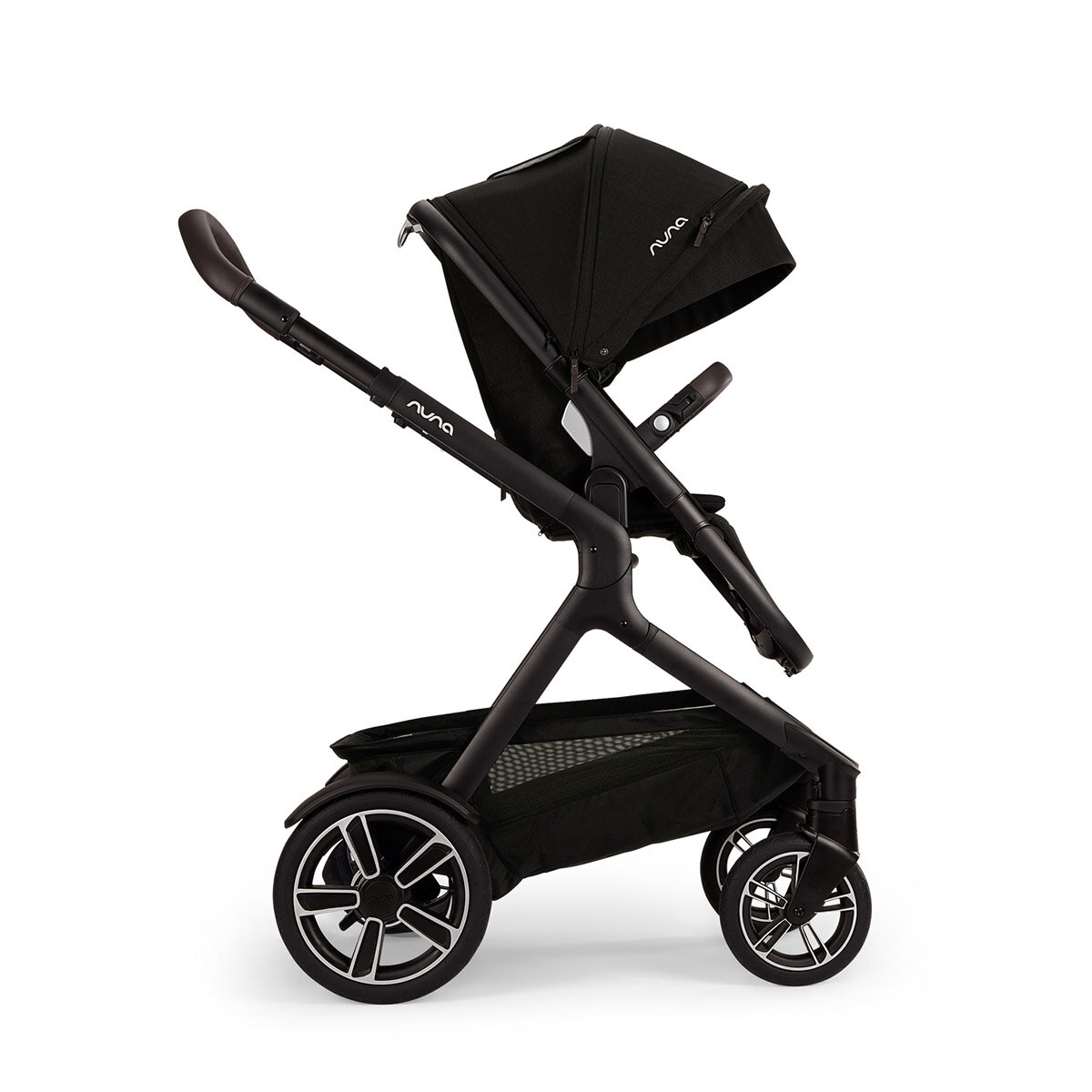 Nuna Nuna DEMI™ next Kinderwagen mit magnetischem Verschluss