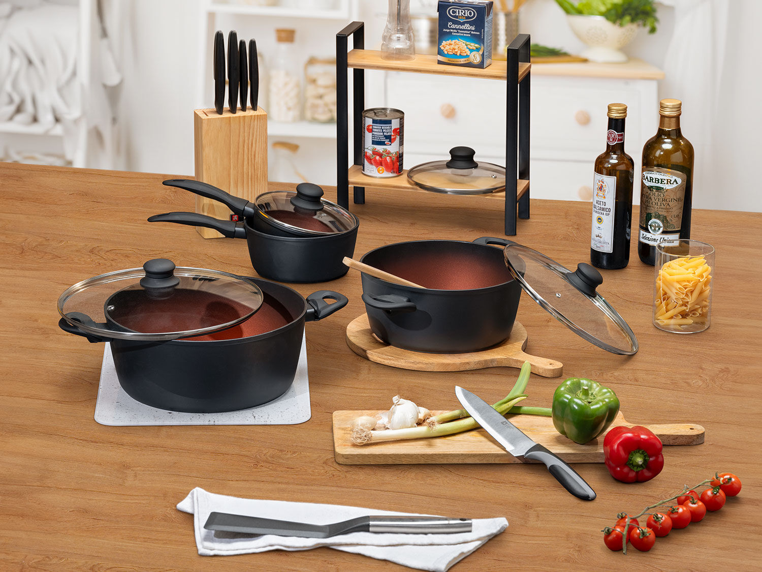 Pfannen-Set 8-teilig, aus hochwertigem Alu-Guss