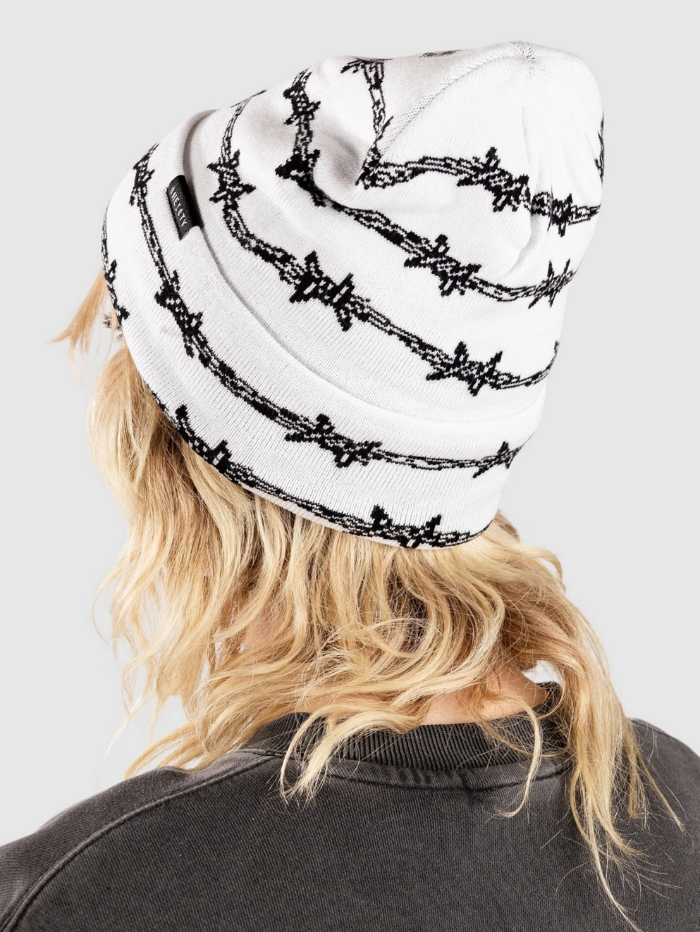 Sheisty Barbed Wire Beanie white