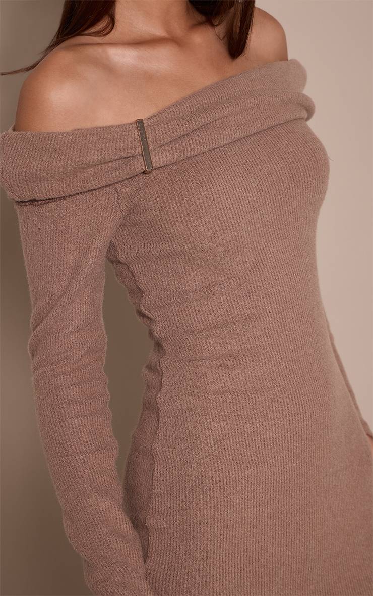 Taupe Robe Moulante Côtelée Brossée À Détails Bordés Et Encolure Bardot