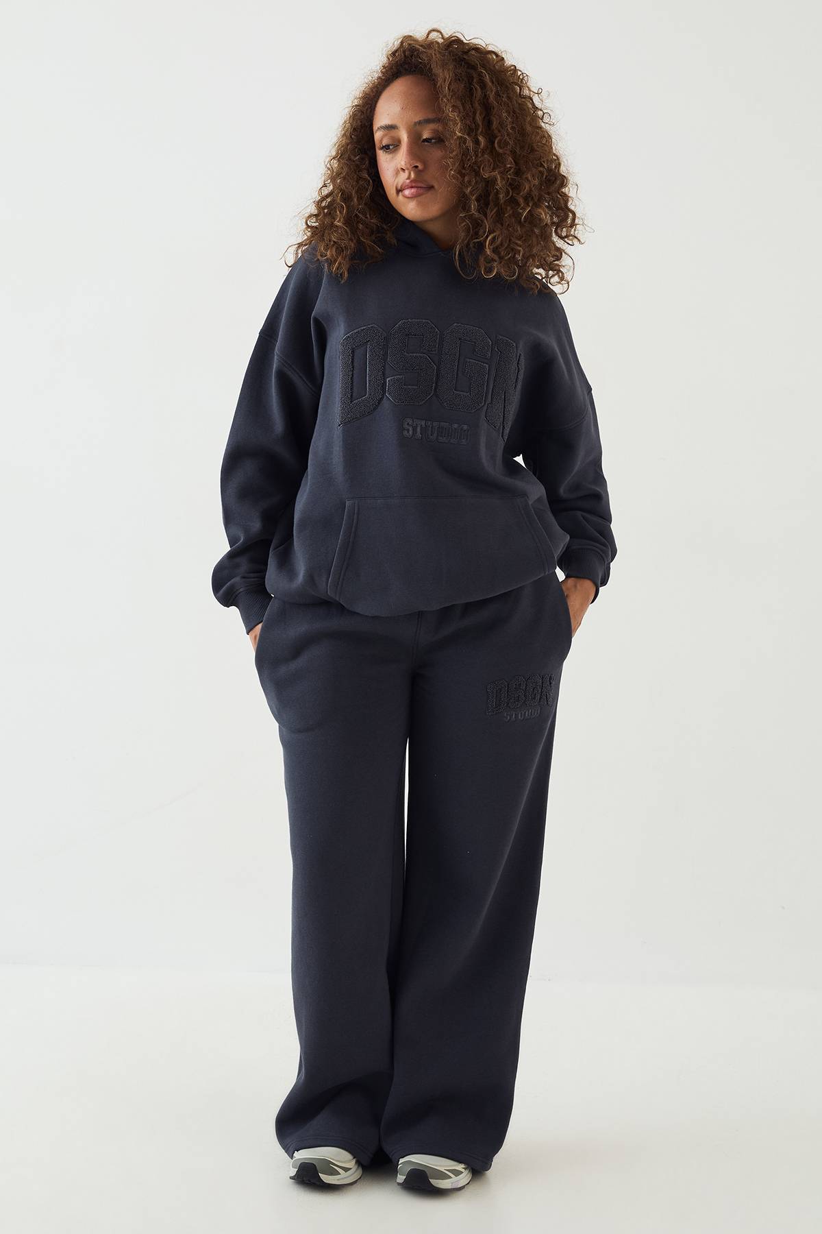 Jogging Jambe Droite En Tissu Éponge Avec Appliqué Dsgn Studio