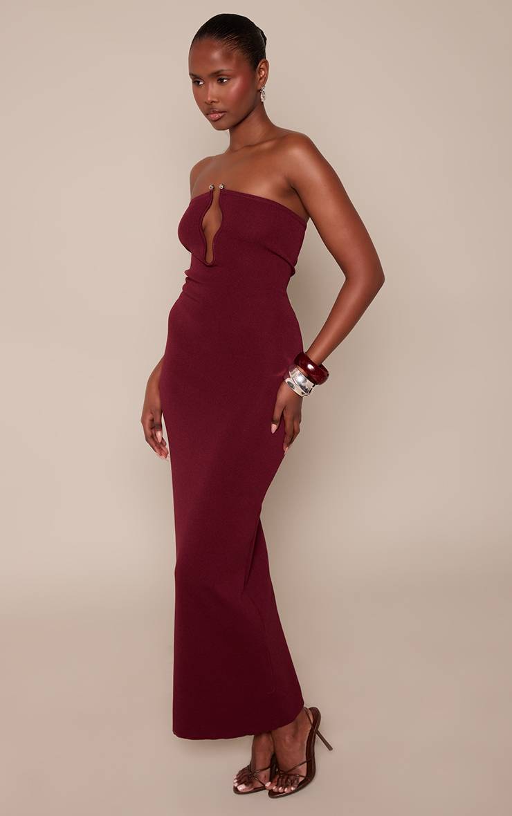 Rouge Bordeaux Robe Maxi Moulante À Découpe Et Détails Contrastés