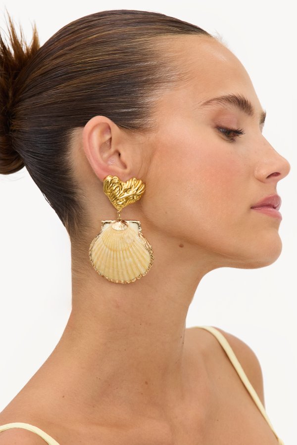 ELEGANT INDULGENCE - GOLD