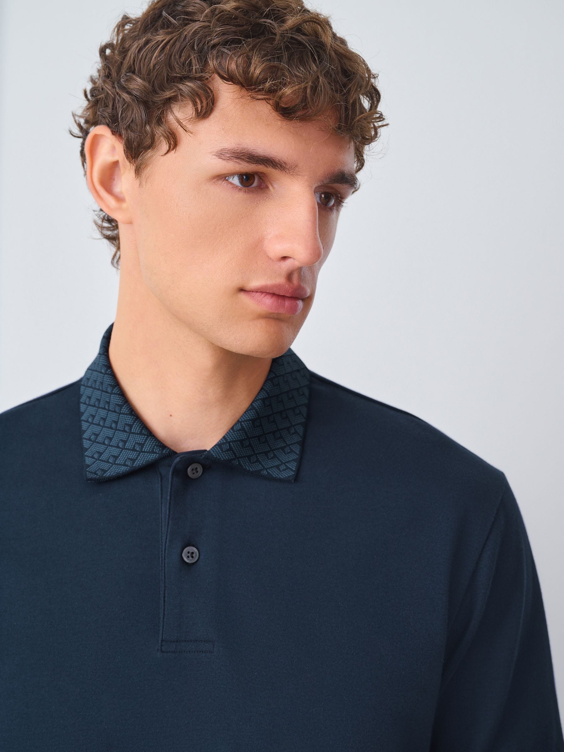 Donkerblauw - Poloshirt met korte mouwen en modieuze kraag