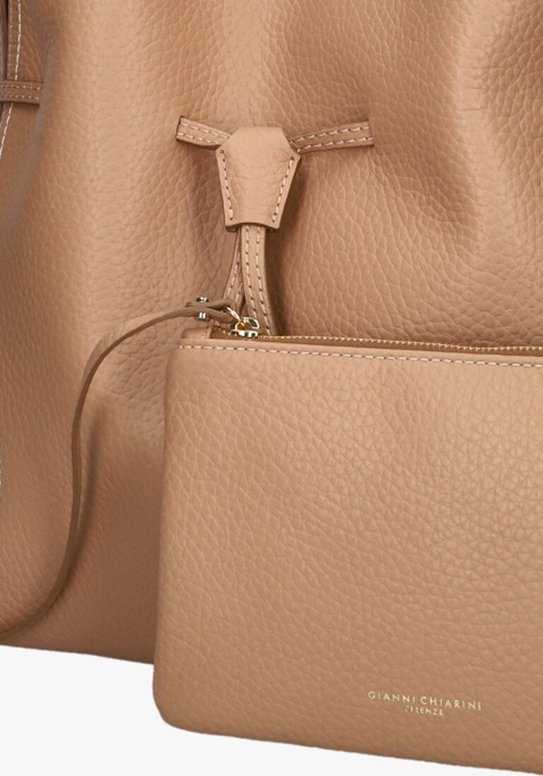 camel gianni chiarini schoudertas sienna