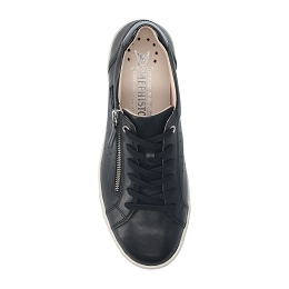 nikita  SILK 7800/vernicalf 4200  BLACK
