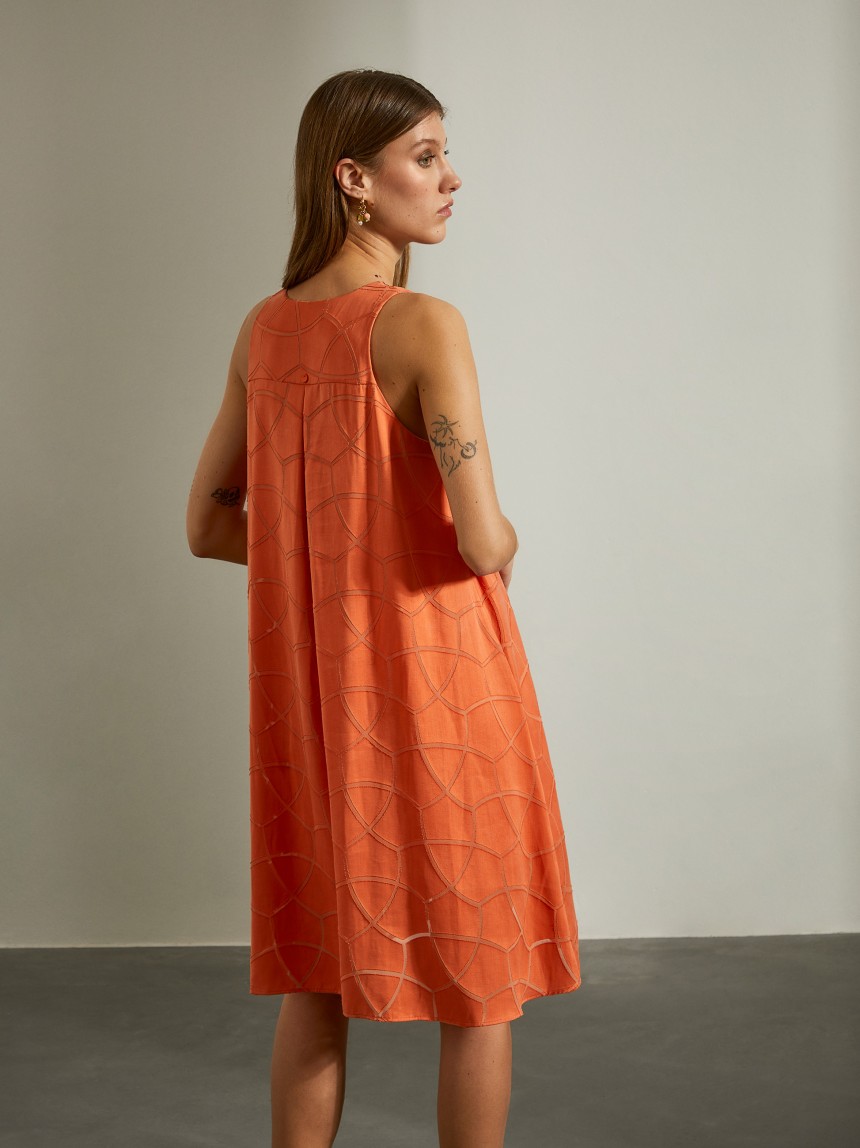 Vestido estampado sem mangas