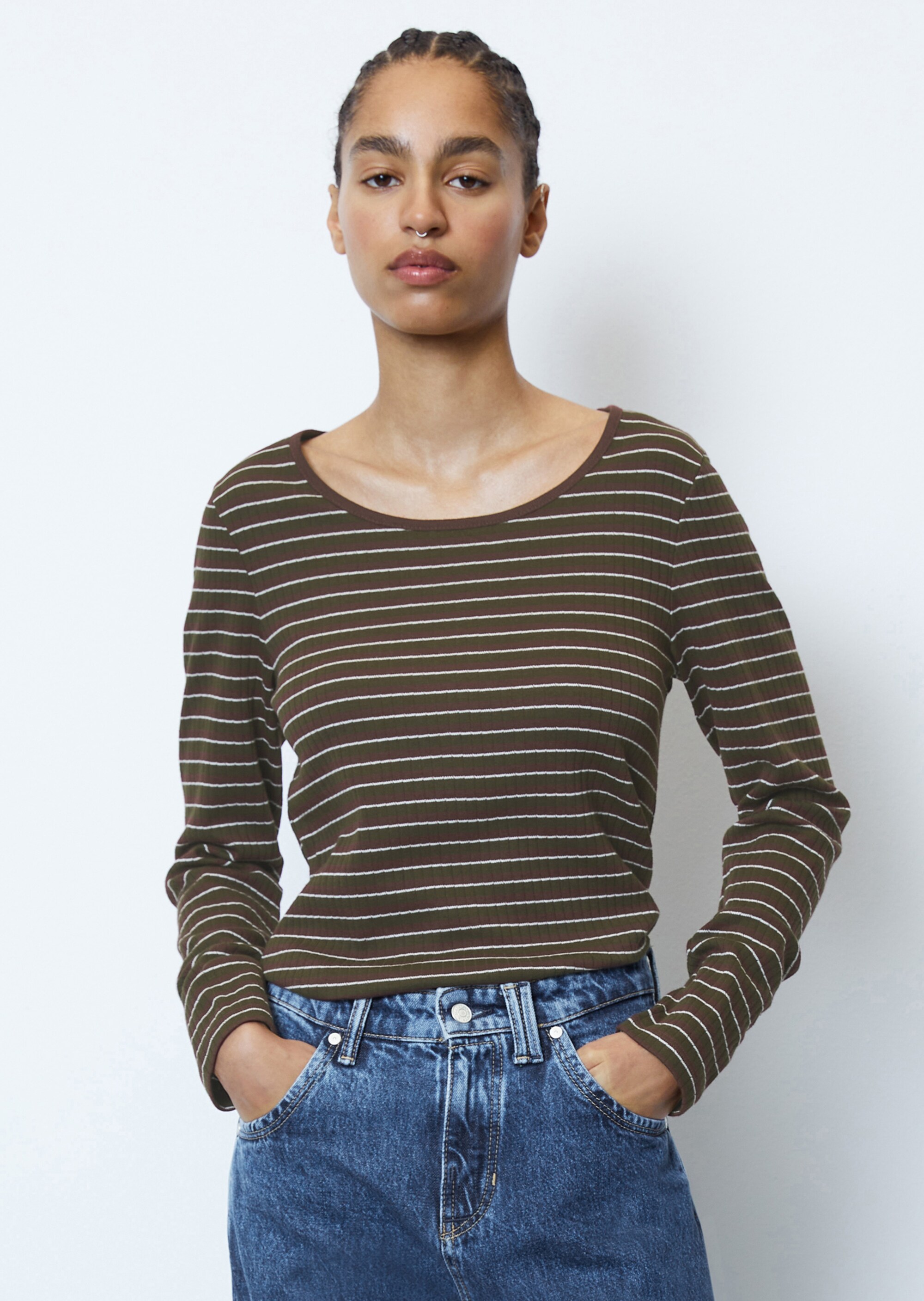 Gestreiftes Longsleeve slimaus geripptem Interlock-Jersey