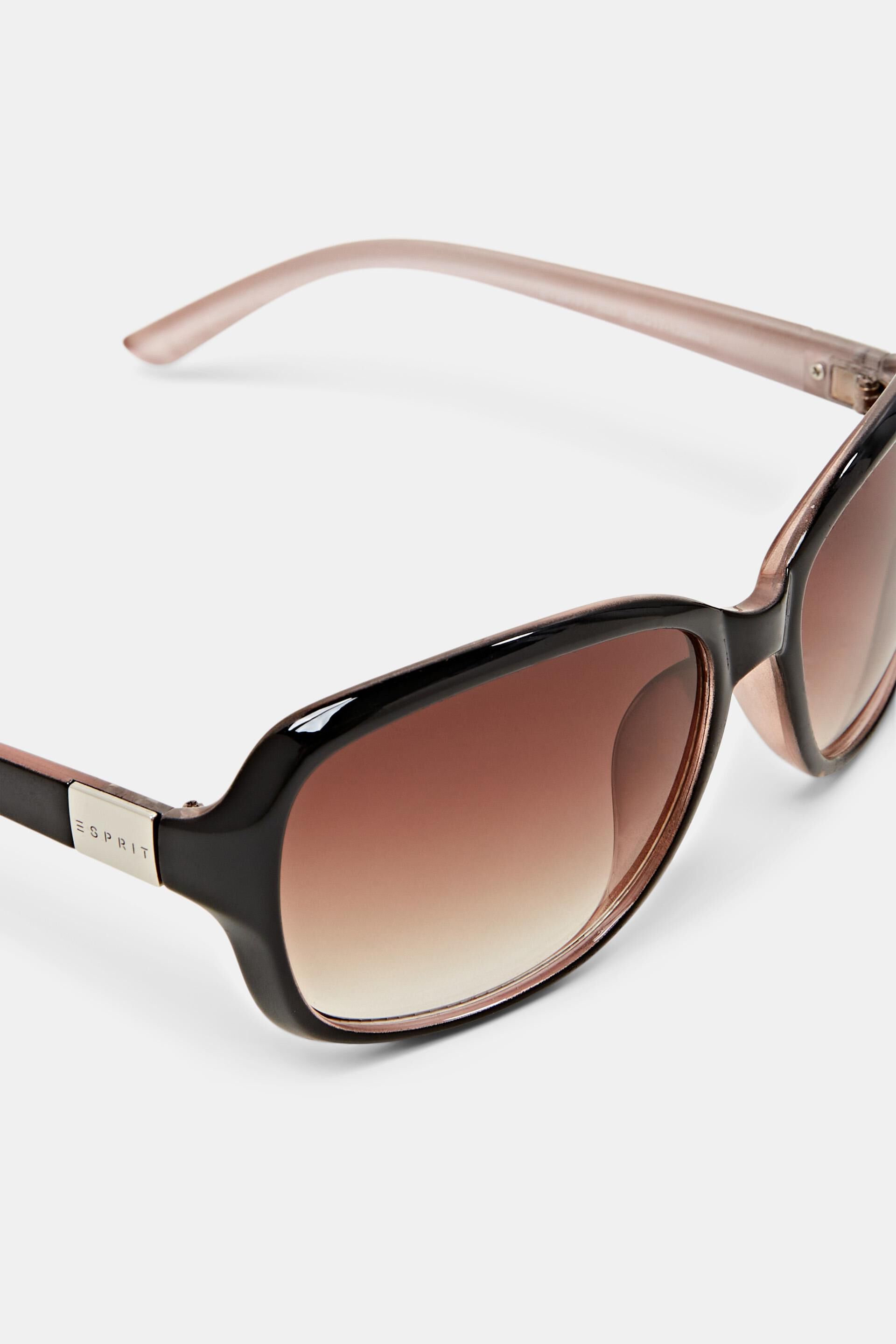 Lunettes de soleil au design intemporel