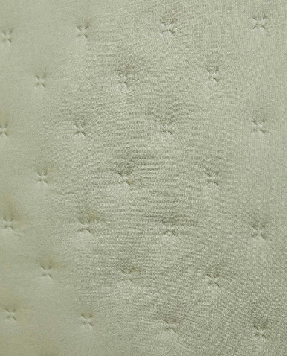 CAPA DE ALMOFADA ACOLCHOADA COM BOLINHAS