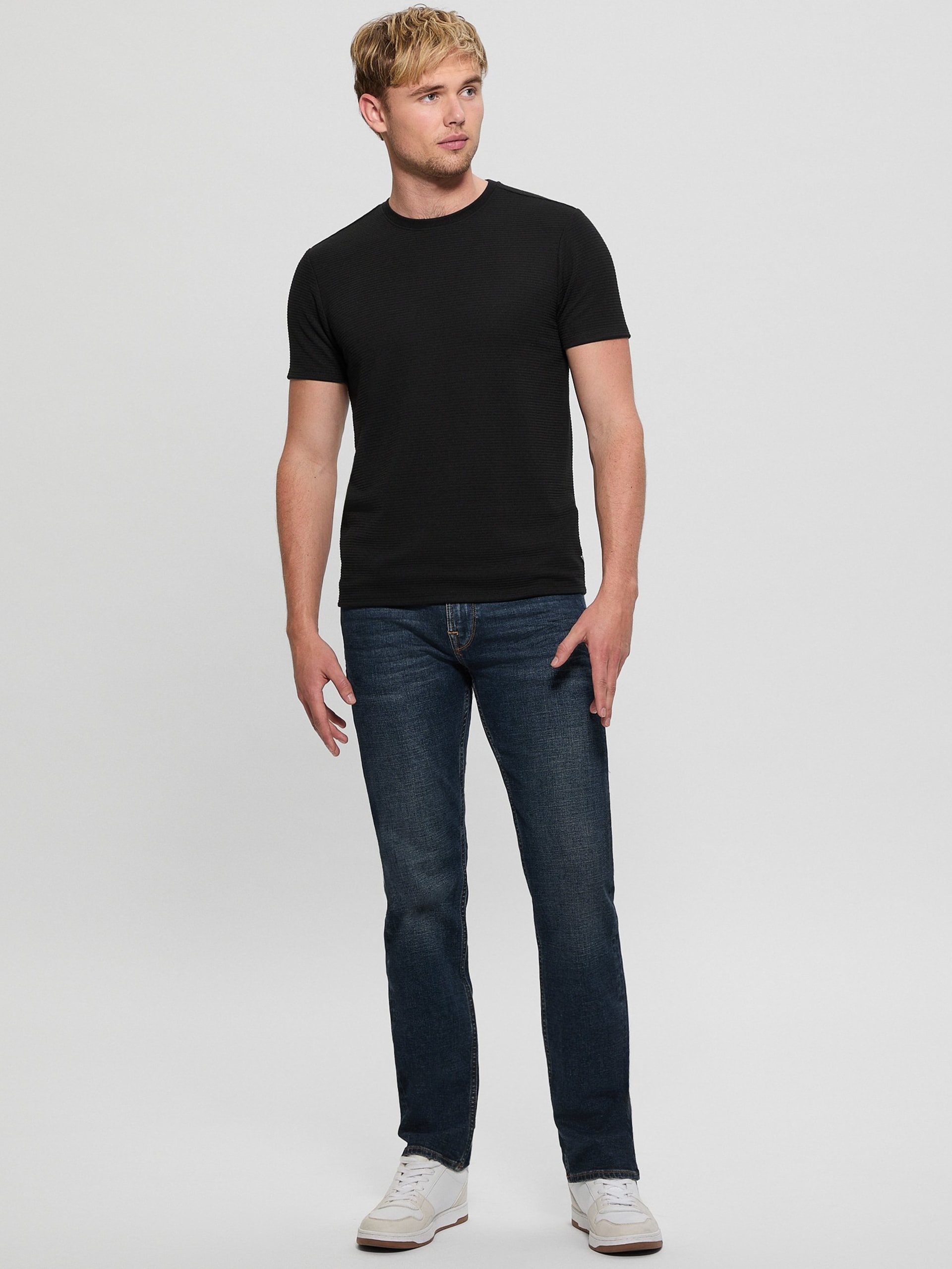Camiseta com listras texturizadas