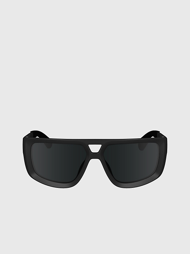 Óculos de Sol Retangulares Modificados CKJ24605S