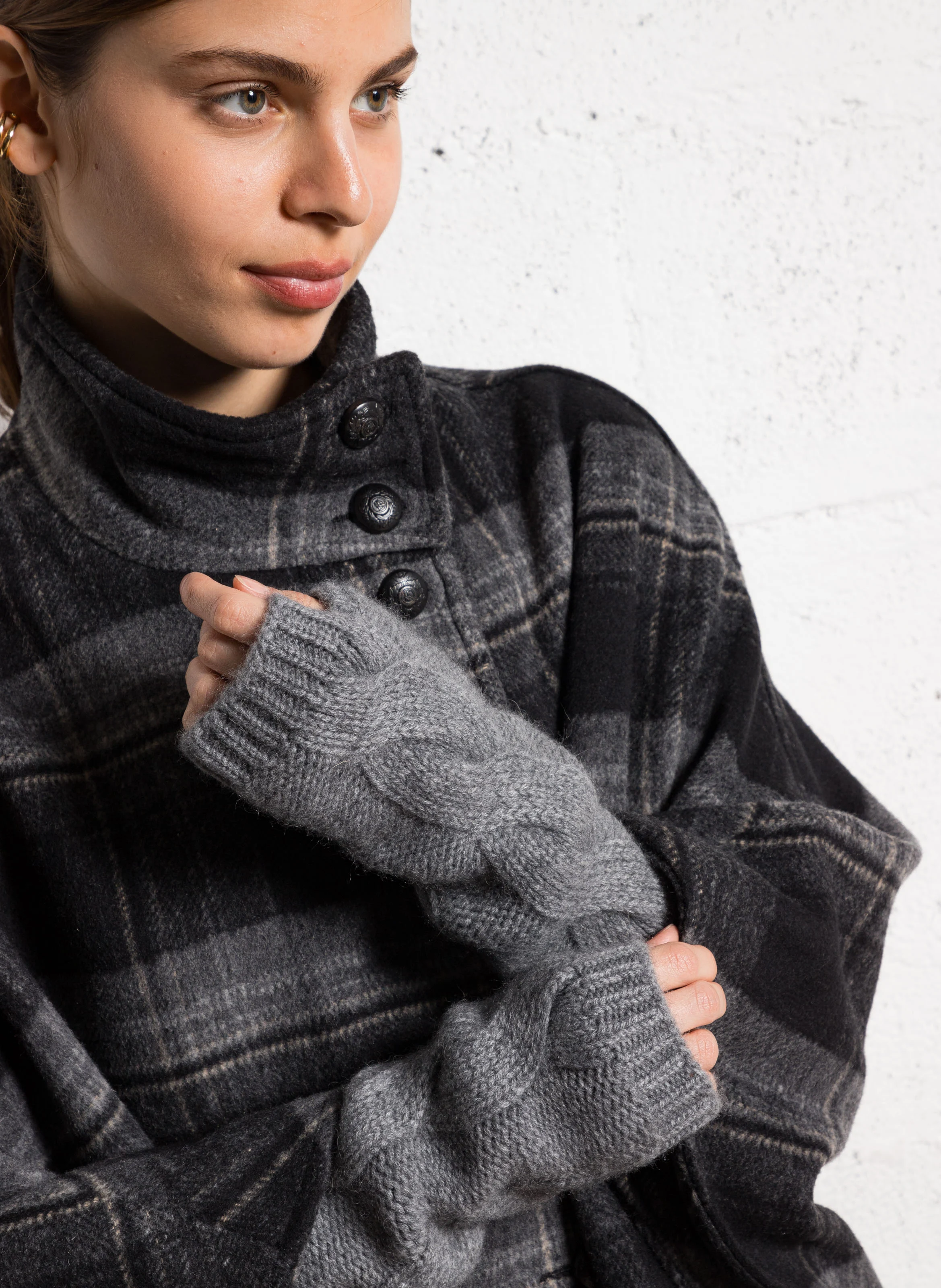 Mitaines maille tressée en cachemire| Gris