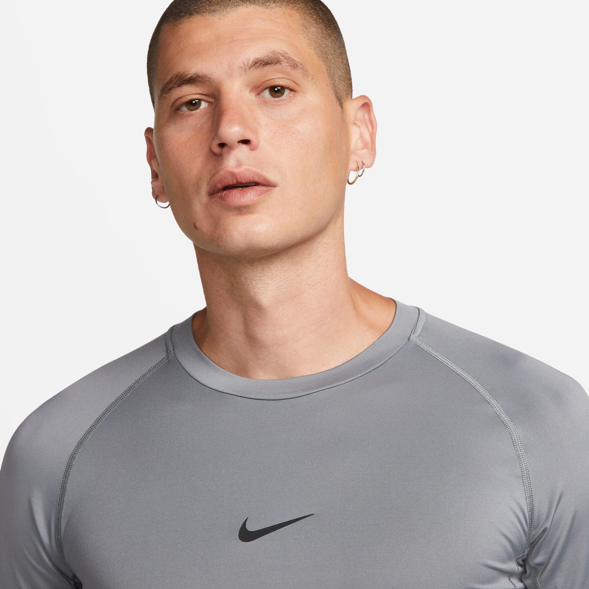 Nike Pro Men's Tight Fit Short-Sleeve Top