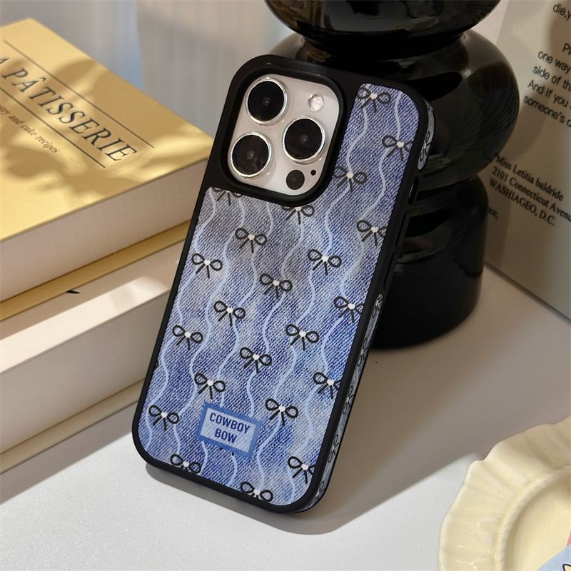 Fonekase - Bow Wavy Denim telefoonhoesje - Apple iPhone 16 Pro Max / 16 Pro / 16 Plus / 16 / 15 Pro Max / 15 Pro / 15 Plus / 15 / 14 Pro Max / 14 Pro / 14 Plus / 14 / SE / 13 Pro Max / 13 Pro / 13