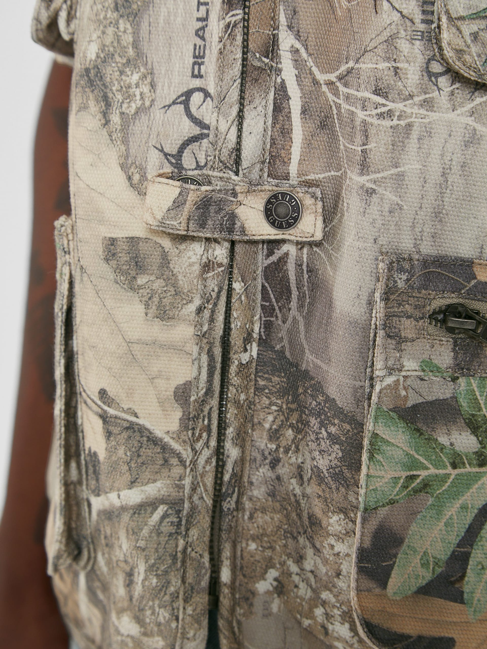 Colete Tático GUESS Originals x RealTree