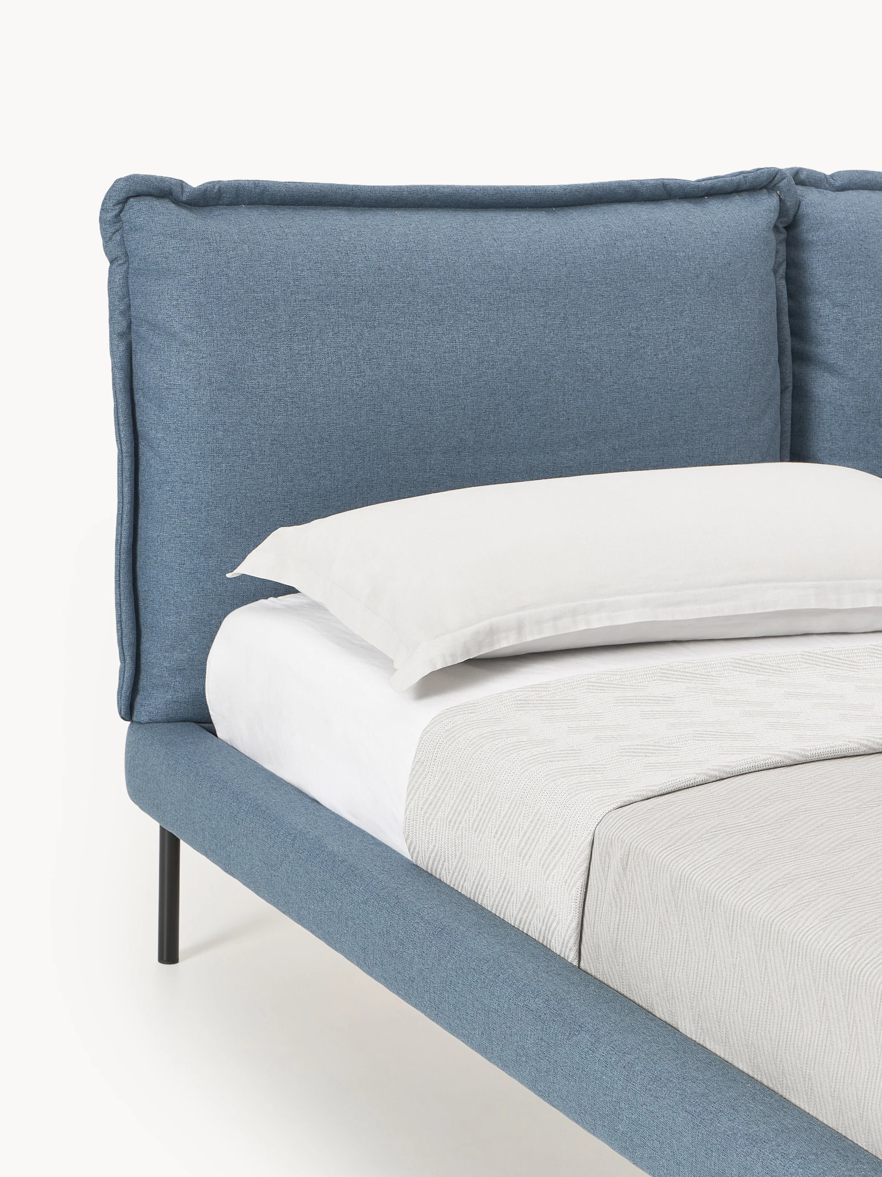 Gestoffeerd bed Amelia