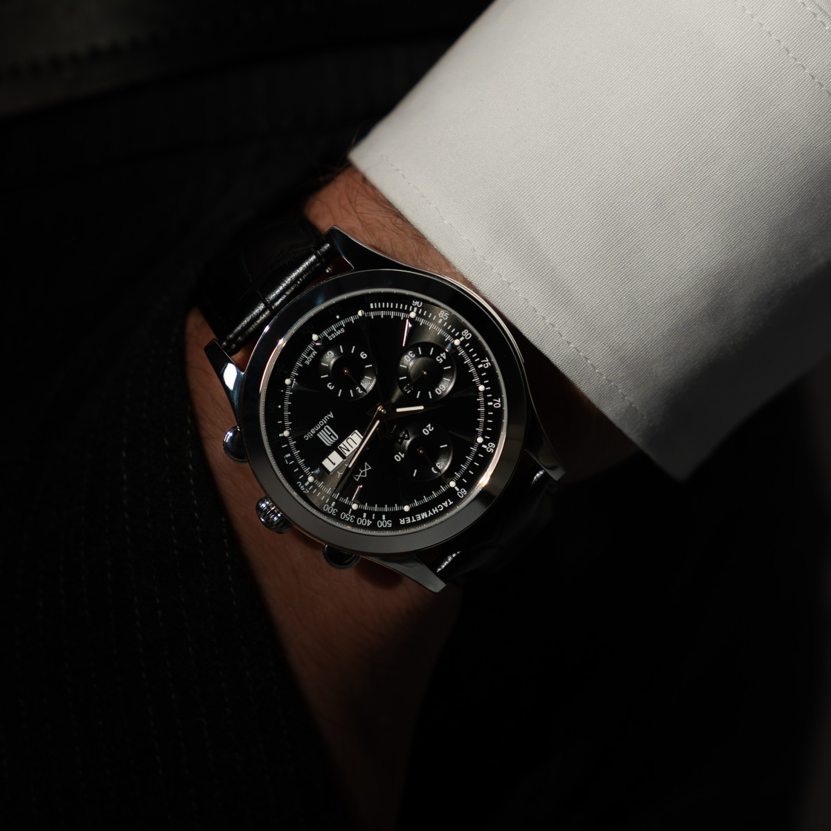 Montre MATY GM automatique chronographe cadran noir bracelet cuir noir