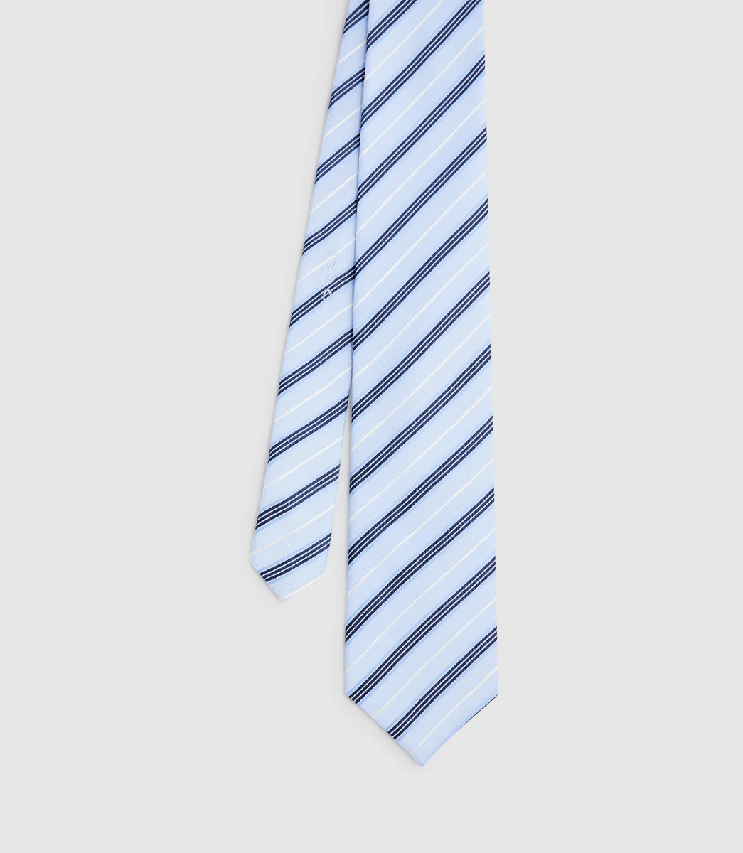 Cravate 8cm bleu ciel 