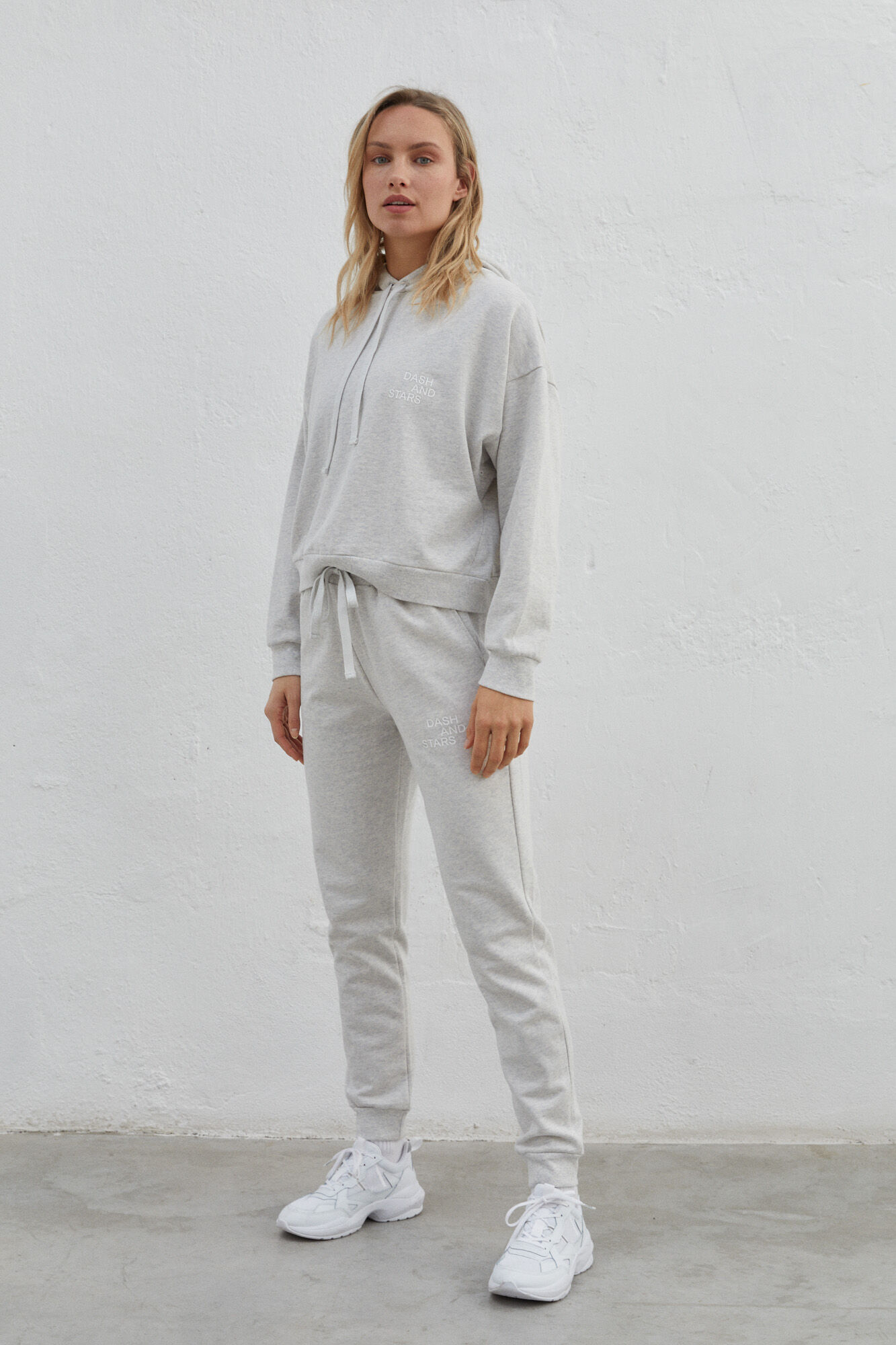 Calça jogger cinza, 100% algodão