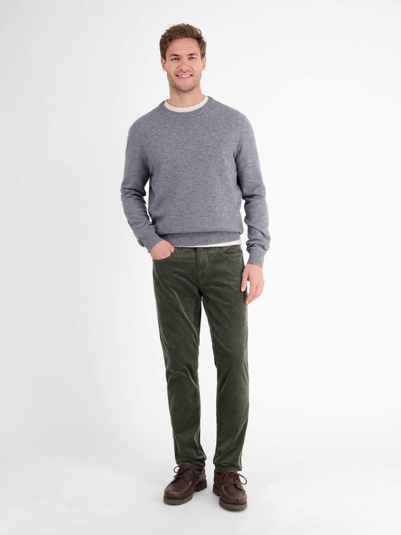 Cordhose, SLIM FIT, modisch und lässig