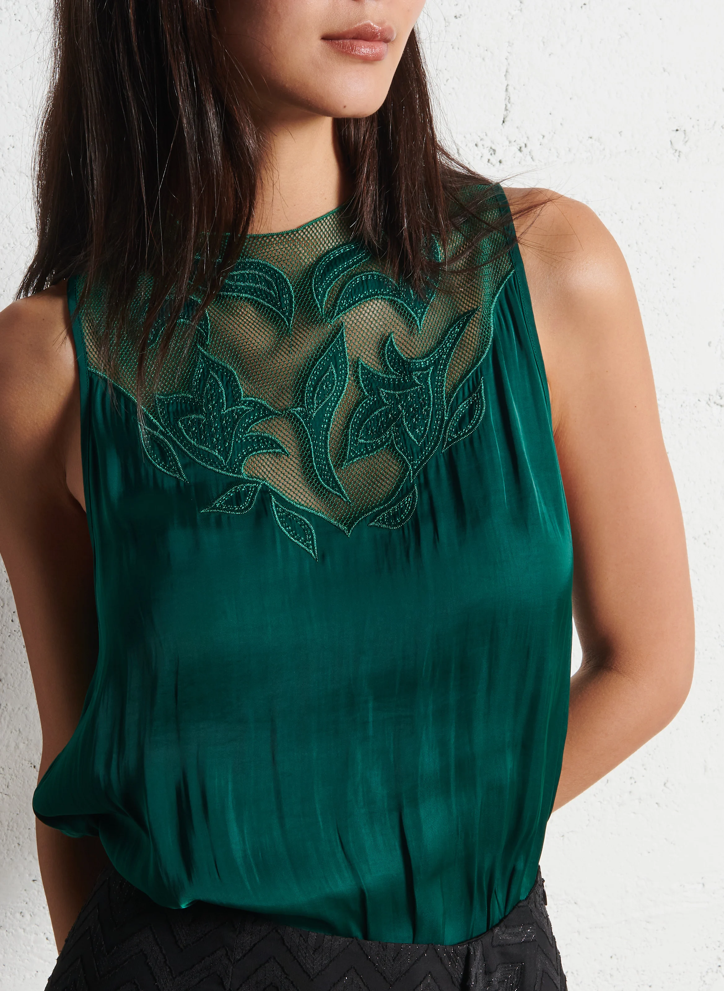 Top sans manches détail dentelle | Vert