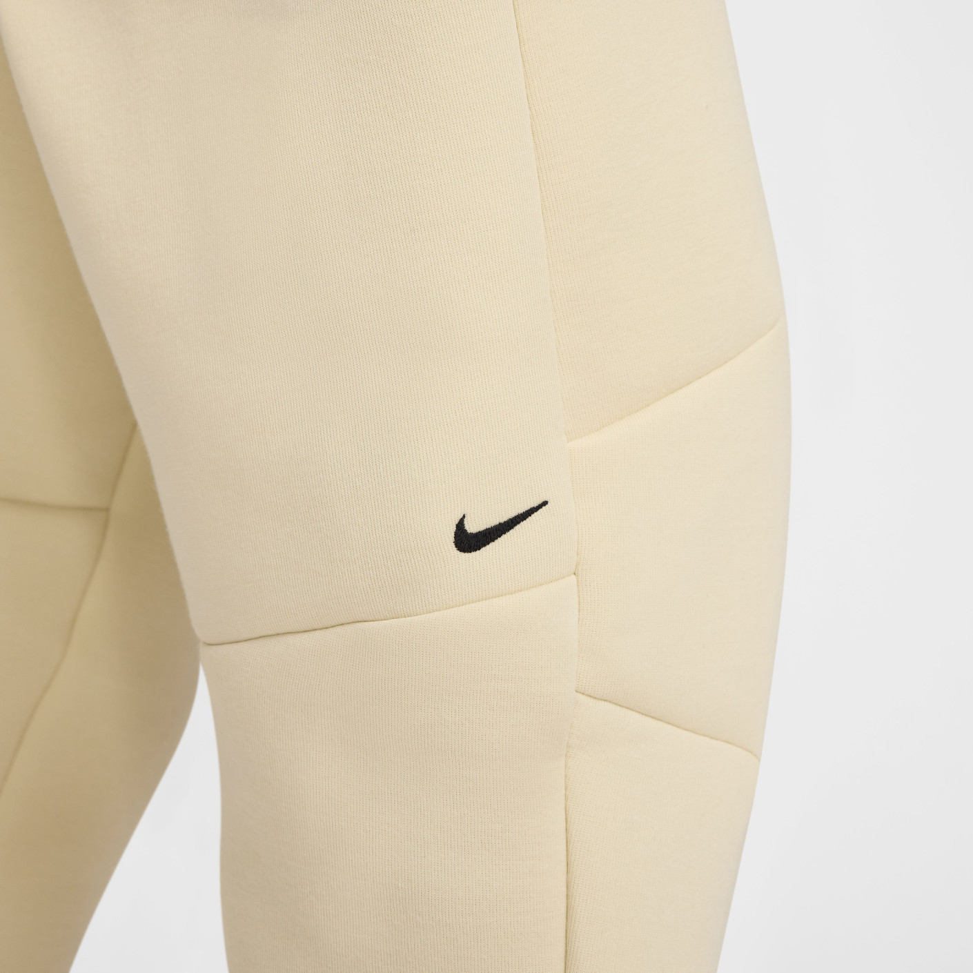Nike Tech Fleece Sportswear Joggingbroek Gebroken Wit Zwart